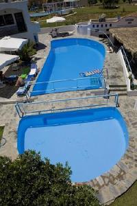 Happy Days Apartments