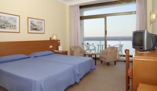 Riviera Hotel