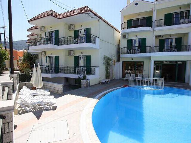 Konstantinos Hotel