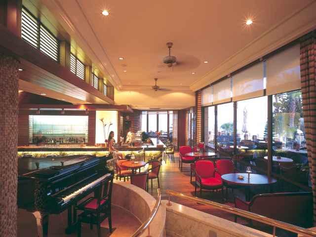 Columbia Beach Hotel
