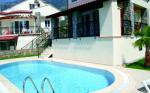 Villa Daisy Gardens Picture 1