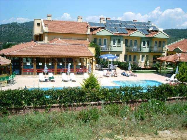 Green Valley Aparthotel