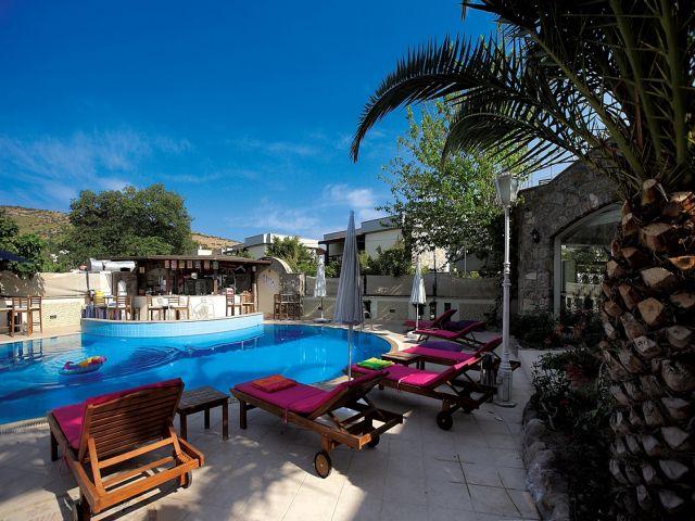 Club Aqua Turkbuku Hotel