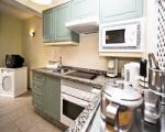 Los Claveles Apartments Picture 2