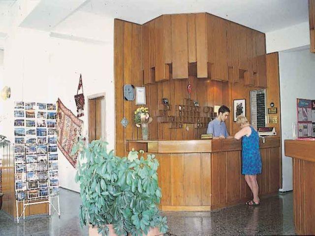 Salute Hotel