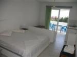 Kardamos Hotel and Studios Picture 2