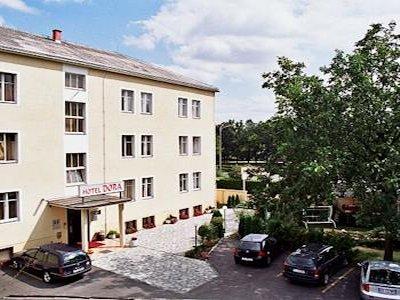 Dora Hotel