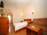 Nagi Beach Hotel Picture 3