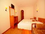 Nagi Beach Hotel Picture 8