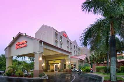 Hampton Inn & Suites Fort Lauderdale Airport