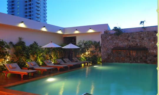 Bamboo House Hotel
