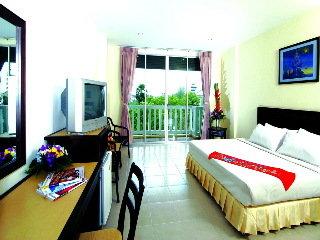 Karon Living Room Hotel