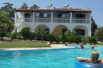 Zoi Apartments