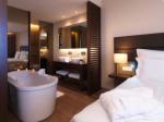 Yellow Lagos Meia Praia Hotel Picture 5