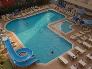 Gold Safran Hotel