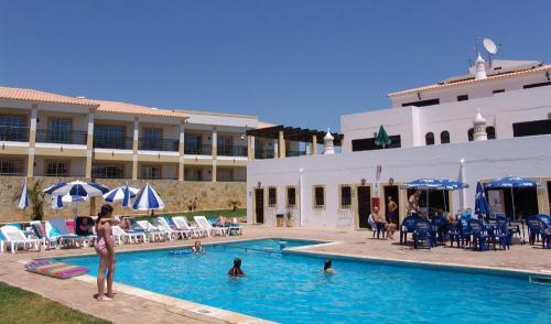 Novochoro Apartments