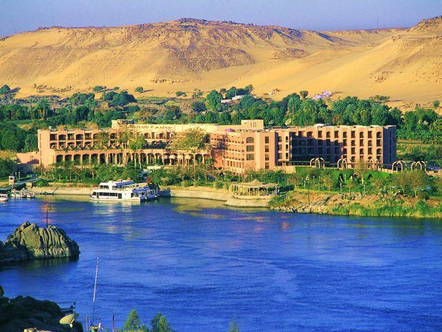 Pyramisa Isis Island Hotel