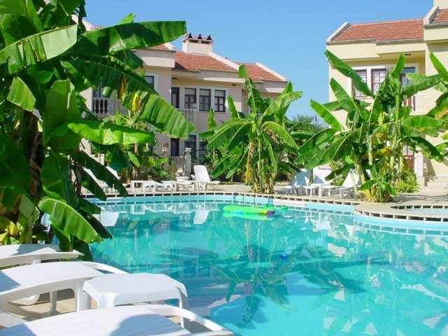 Ozcem Apartments