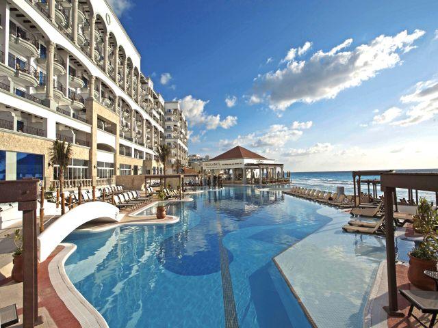 Royal In Cancun Hotel