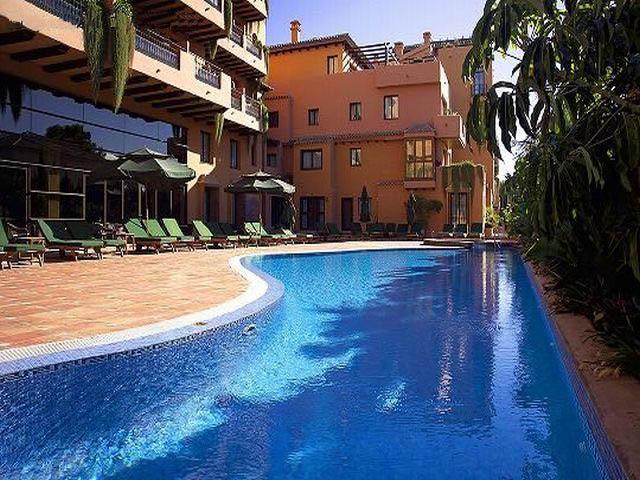 AGH Estepona Hotel