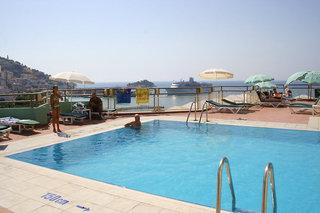 Atinc Hotel