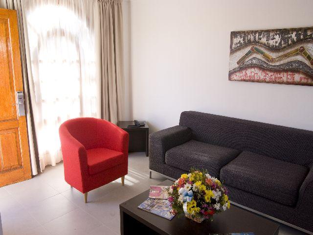 Jardin Dorado Suite Hotel