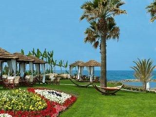 Pioneer Beach Hotel
