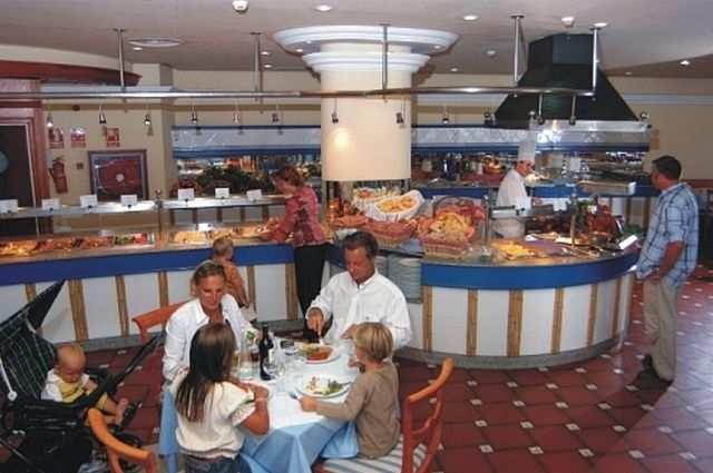 Paradise Island Hotel