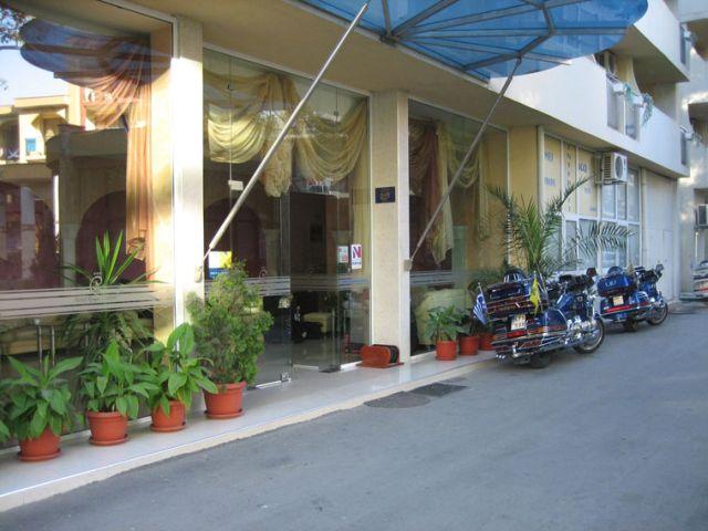 Royal Central Hotel