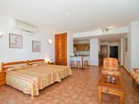 Las Colinas Apartments