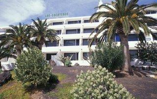 Los Cocoteros Apartments