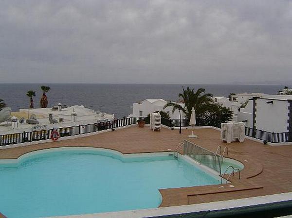 Los Pueblos Apartments