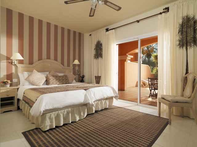 Green Garden Resort Suites