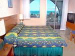 Aquamarina Beach Hotel Picture 3
