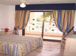 Castle Harbour Apartments Picture 4