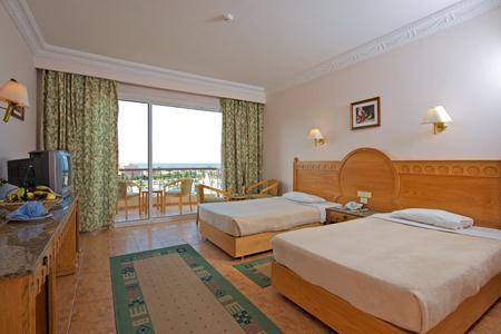 Pensee Azur Resort Hotel
