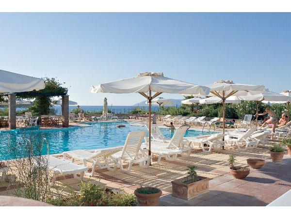 Panselinos Aparthotel