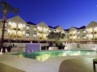 Silver Palms Inn
