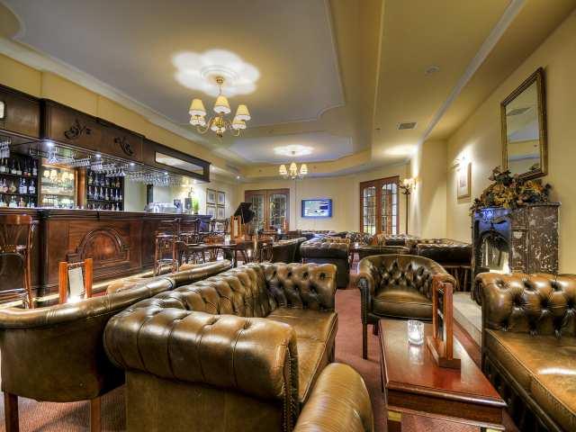 Victoria Hotel