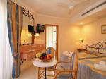 Porto Azzurro Aparthotel Picture 4