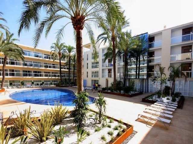 Las Gaviotas Suites Hotel