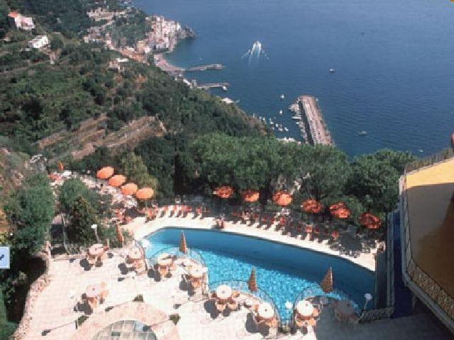 Grand Excelsior Hotel
