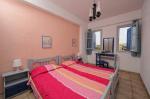Iris Beach Apartments Picture 4