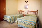 Las Torres Apartments Picture 4
