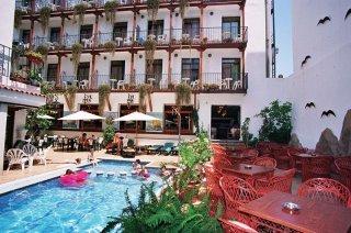 Neptuno Calella Hotel