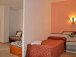 Safari Apartments Picture 5
