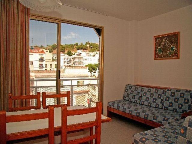 Safari Apartments