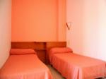 Safari Apartments Picture 3