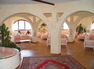 Club Hotel