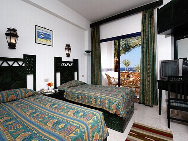 Shores Amphoras Resort Hotel